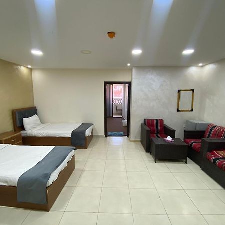 Zuwwar Aqaba Hotel Ngoại thất bức ảnh