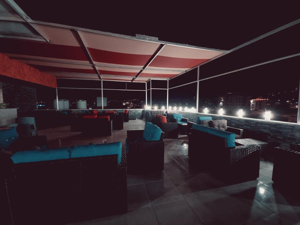 Zuwwar Aqaba Hotel Ngoại thất bức ảnh