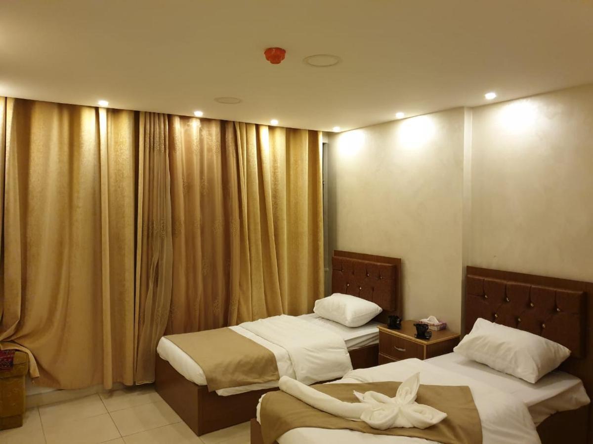 Zuwwar Aqaba Hotel Ngoại thất bức ảnh