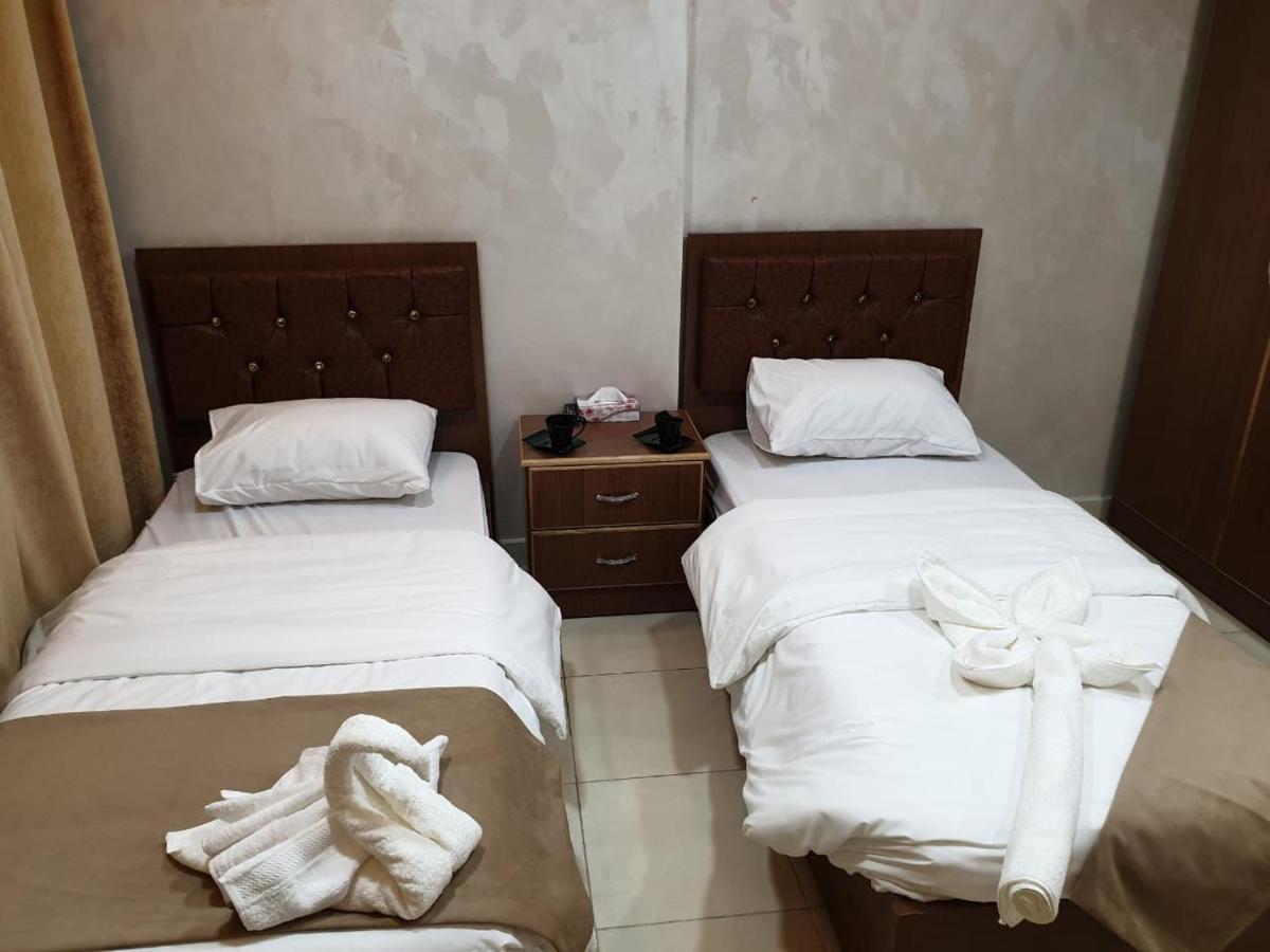 Zuwwar Aqaba Hotel Ngoại thất bức ảnh